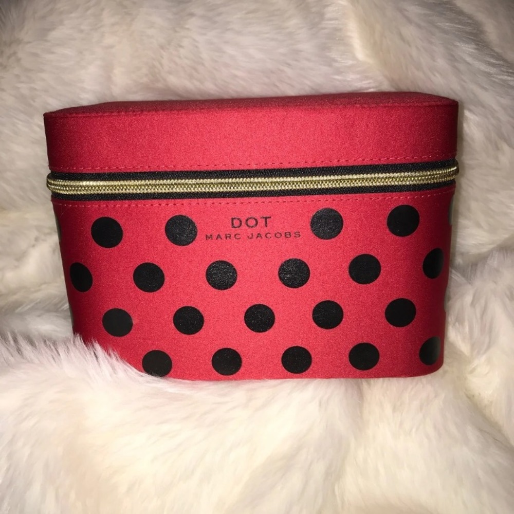 *SOLD* Marc Jacobs Dot bag / makeup bag cosmetics